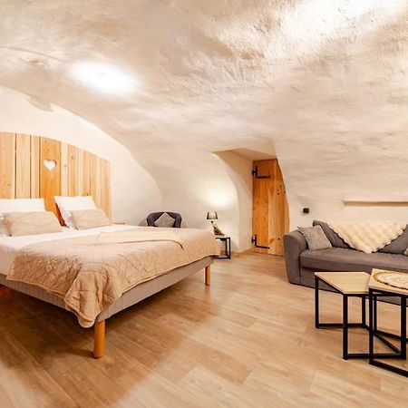 Nuit Romantique Avec Spa Privatif Meilhaud Экстерьер фото